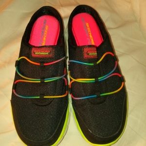 Sketchers slip ons